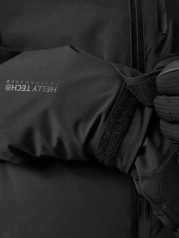 Kurtka Narciarska Helly Hansen Swift Team Jacket Czarna6.jpg