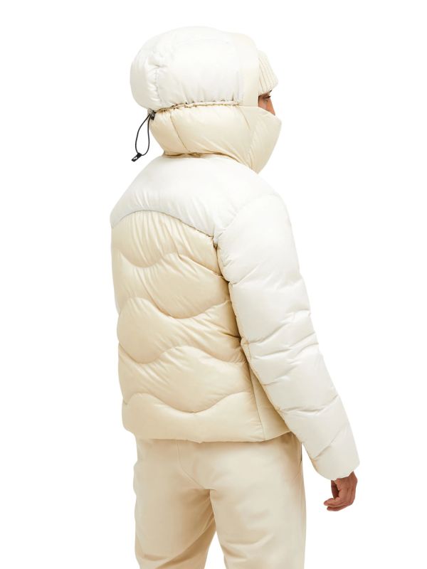 Kurtka Peak Performance damska W Helium Diamond Fuse Down Hood Sand Fog