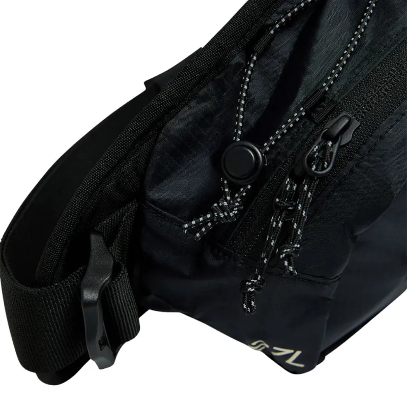Nerka Peak Performance Trail Hip Bag Black