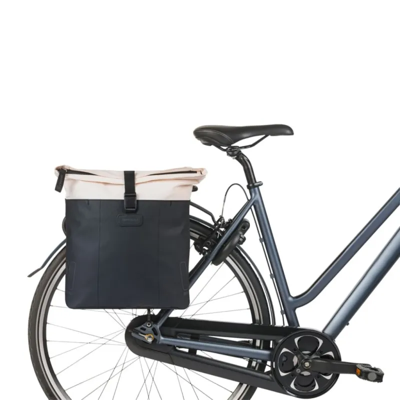 Sakwa podwójna Basil Vive Double Pannier Bag 28-35L white/black