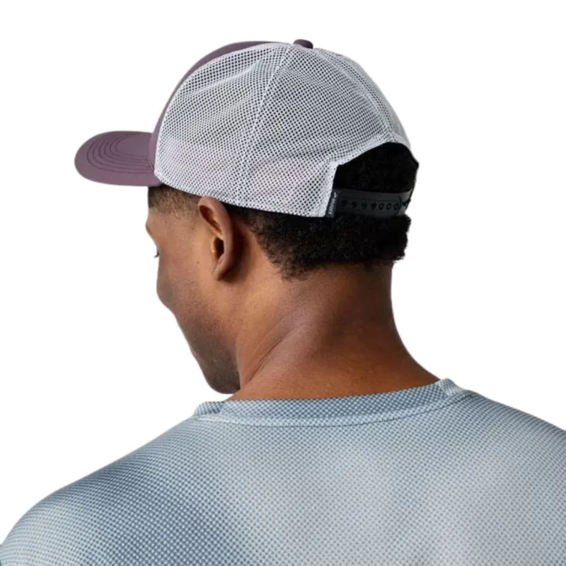 Czapka z daszkiem Brooks Surge Trucker burgundowo-biała