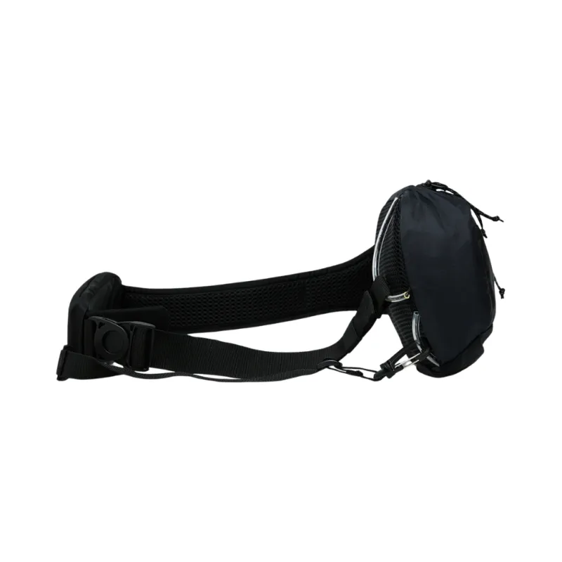 Nerka Peak Performance Outdoor Sling Bag black