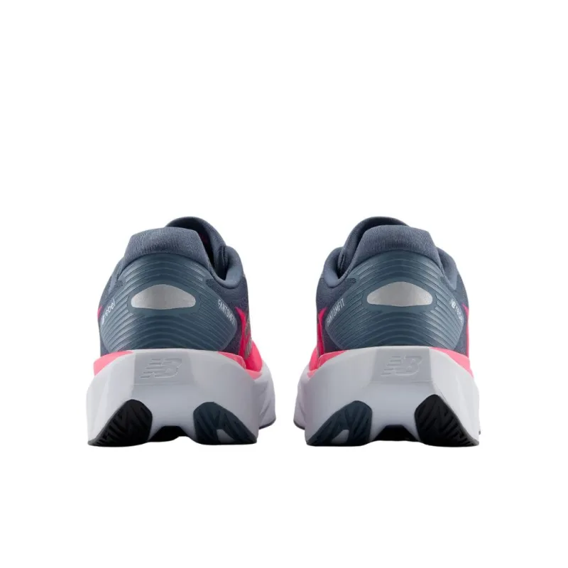 Buty biegowe damskie New Balance FuelCell Rebel v5 shadow blue/pink heat