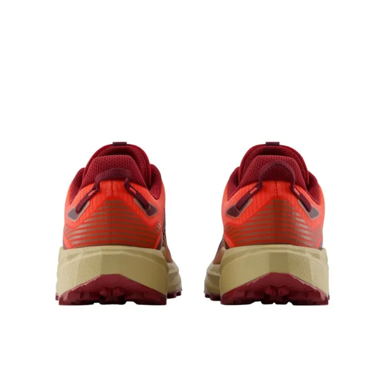 Buty biegowe męskie New Balance FuelCell Rebel Trail maple/neo flame