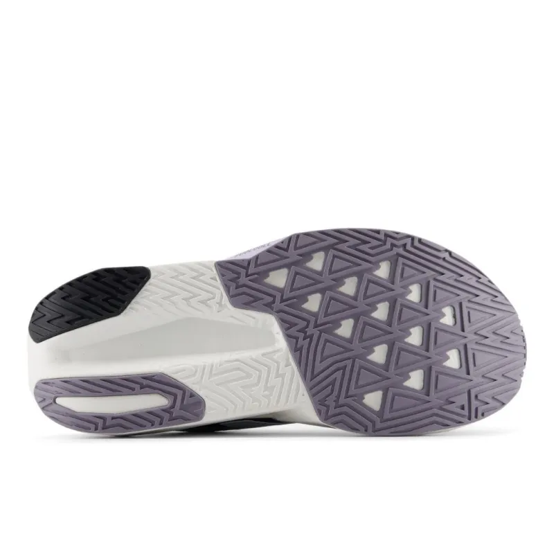 Buty biegowe damskie New Balance FuelCell Rebel v5 digital mist/magnet