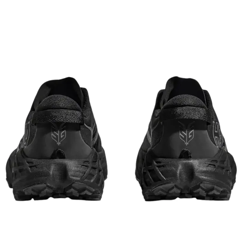 Buty biegowe męskie HOKA Speedgoat 7 black / outer orbit